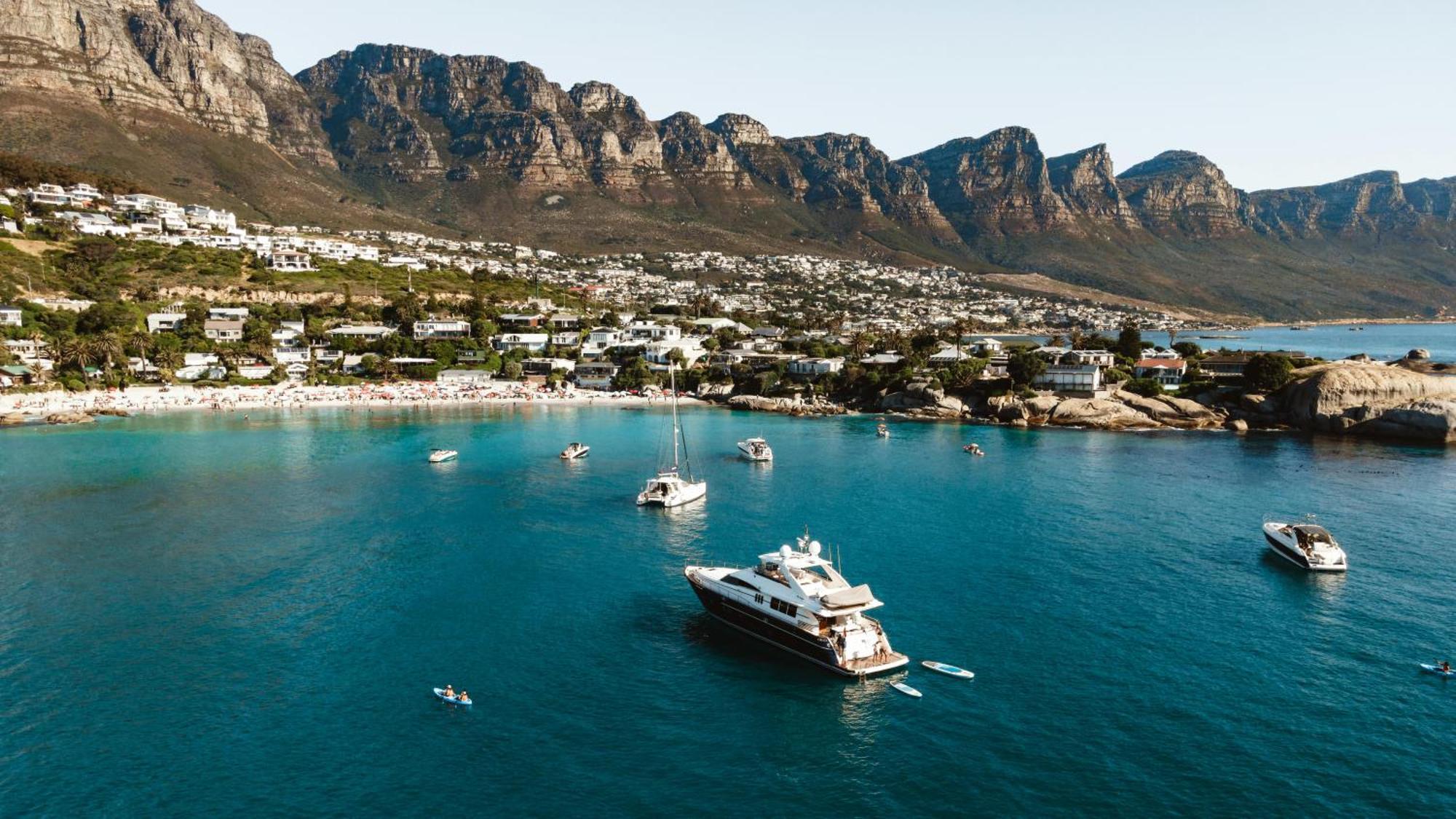 Hollywood Mansion & Spa Camps Bay ケープタウン エクステリア 写真