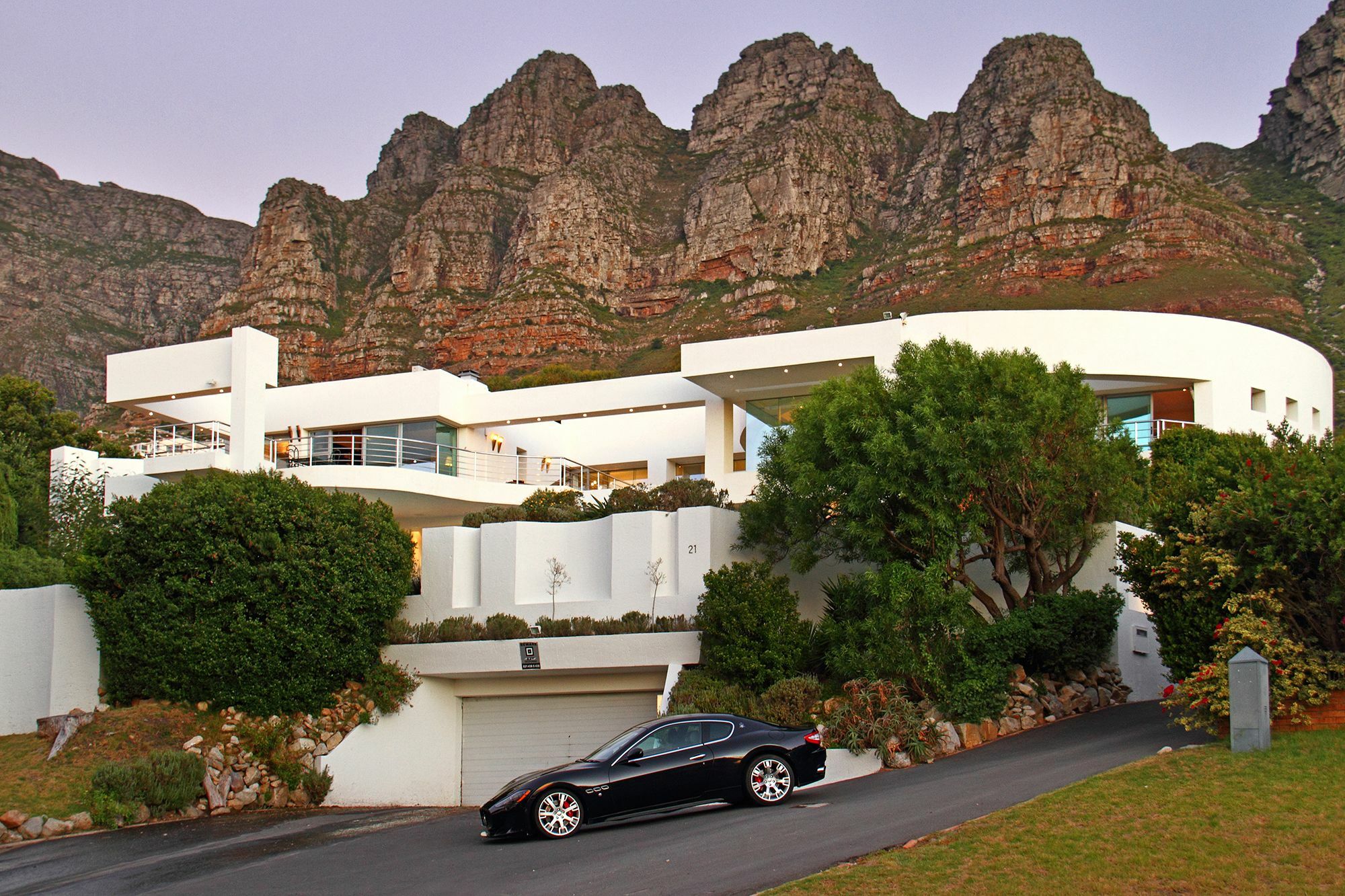 Hollywood Mansion & Spa Camps Bay ケープタウン エクステリア 写真